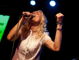        ,     Blondrock