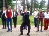  ""  - ""          