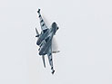 Истребитель Су-27 экстренно сел в Липецке из-за неполадок в двигателе Истребитель Су-27 экстренно сел в Липецке из-за неполадок в двигателе