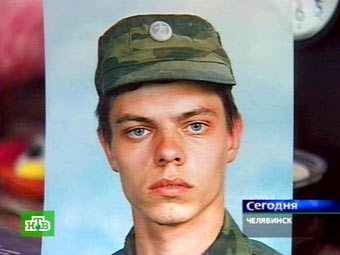 Пострадавший от дедовщины рядовой Андрей Сычев, кадр НТВ Пострадавший от дедовщины рядовой Андрей Сычев, кадр НТВ