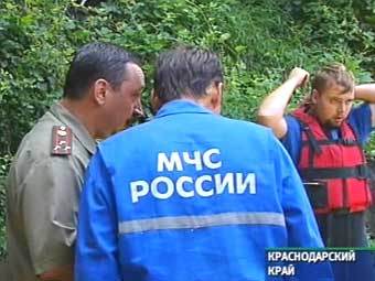 Спасатели в районе поиска, кадр телеканала НТВ