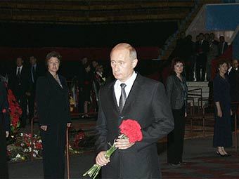 Владимир Путин на церемонии прощания, фото пресс-службы президента России 