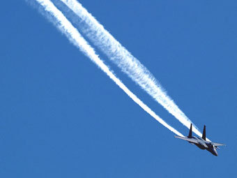 F-15   Asian Aerospace.     