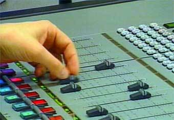 ���� ���