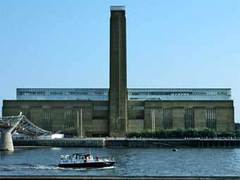 ������ ������� � �� ������ - ���������� ������� Tate Modern. ���� � ����� wikipedia.org