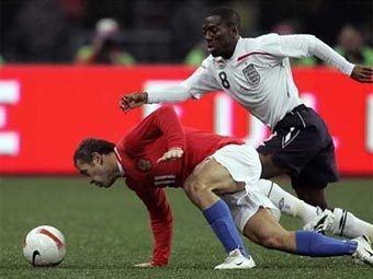   ( 11)    -  (17 ).  AFP