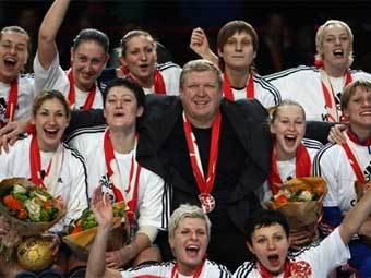        2007 .  AFP