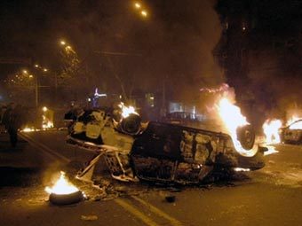       2 .  AFP.