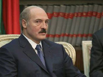  .  Reuters, 