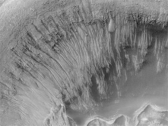  ,     .  Malin Space Science Systems, MGS, JPL, NASA