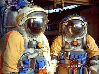  "".    atlasaerospace.net