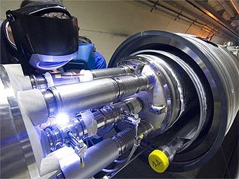     .  CERN