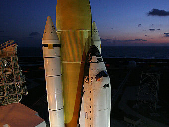 ����� "�������" (Endeavour) �� ��������� ��������. ���� NASA