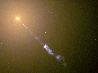 �������� ������������� ���� ��������� M87. ���� NASA