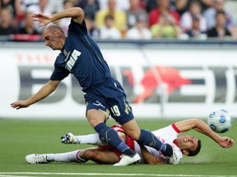 ������ ����� "���������" - "������" (������). ���� � ����� redbulls.com