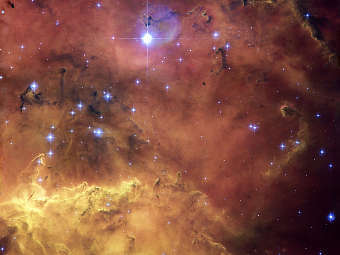 ���������� NGC 2467. ����������� NASA, ESA and Orsola De Marco (Macquarie University)