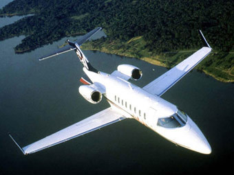    privatejetdaily.com