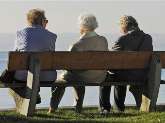 ���� &copy;AP