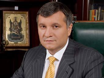  .    avakov.com 