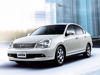 Nissan Bluebird Sylphy. ���� Nissan
