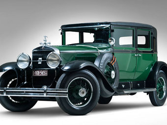 Cadillac V-8 Town Sedan. ���� � ����� rmauctions.com