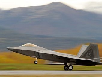����������� F-22. ���� &copy;AP